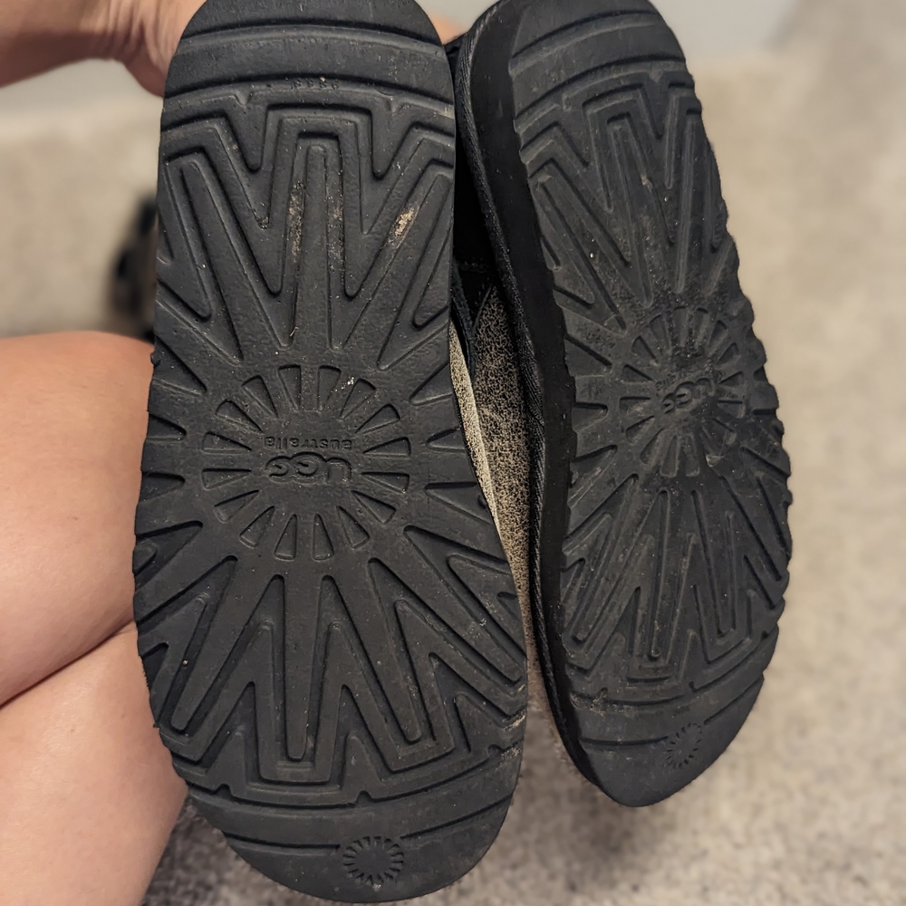 UGG Australia Black and Tan Boots - Picture 5 of 5